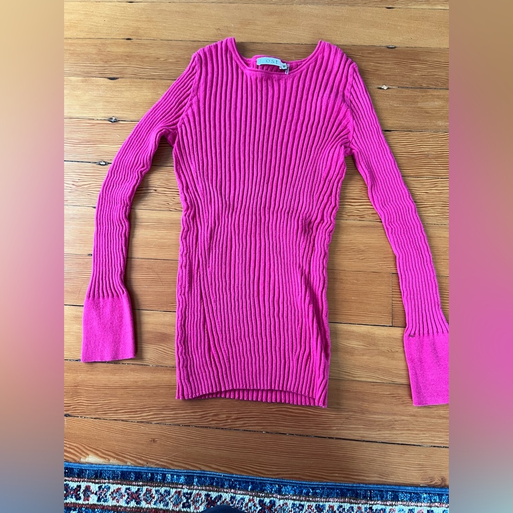 Ost pink Ribbed Knit Top

Never worn-bought two